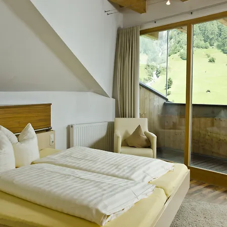 Oda ve Kahvaltı Petit Madlein Ischgl
