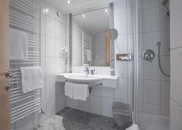 Petit Madlein 住宿加早餐酒店 伊施格尔