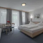 Petit Madlein 4* イシュグル