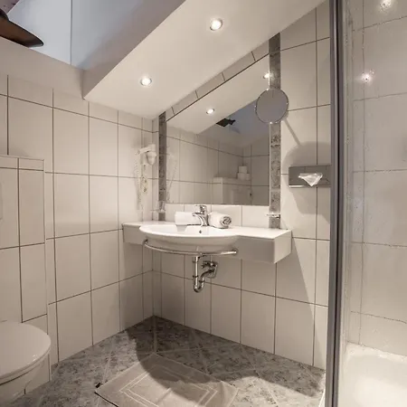 Alojamento de Acomodação e Pequeno-almoço Petit Madlein Ischgl