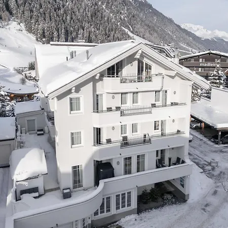 Bed & Breakfast Petit Madlein Ischgl