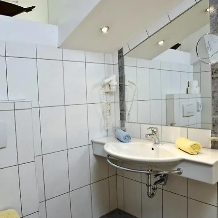 Petit Madlein Alojamento de Acomodação e Pequeno-almoço 4*