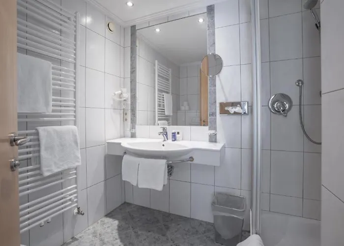 Petit Madlein Bed & Breakfast 4*