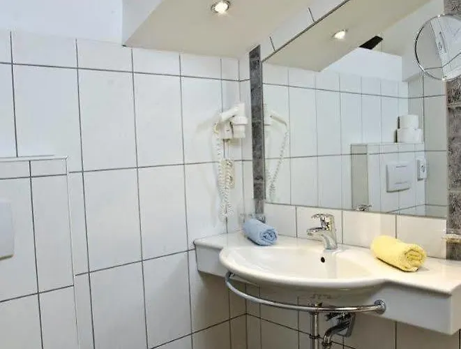 Petit Madlein Bed & Breakfast 4*