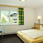 Bed & Breakfast Petit Madlein 4*