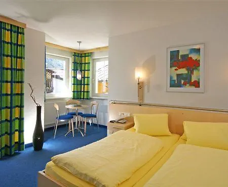 Petit Madlein Bed & Breakfast 4*